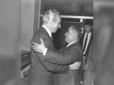 שמעון פרס - moreshet.com