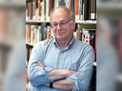 דניאל כהנמן - moreshet.com