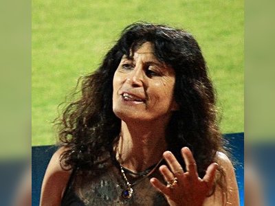 אסתר רוט-שחמורוב - moreshet.com