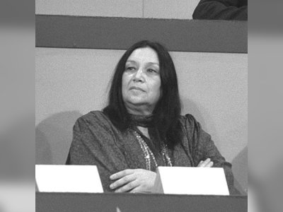 נעמי שמר - moreshet.com