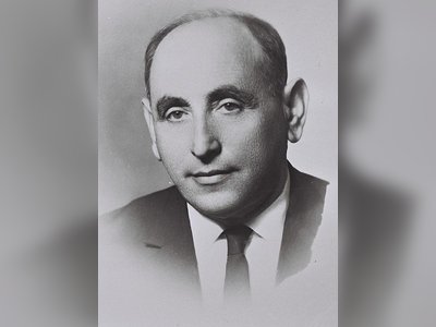 איסר הראל - moreshet.com