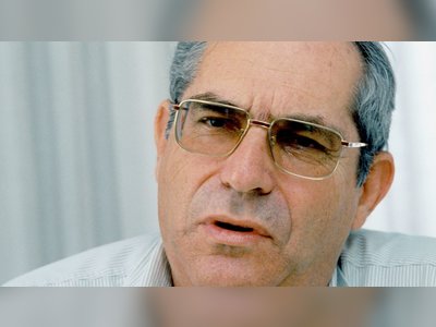 מוטי קירשנבאום - moreshet.com