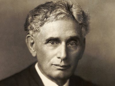 לואי ברנדייס - moreshet.com